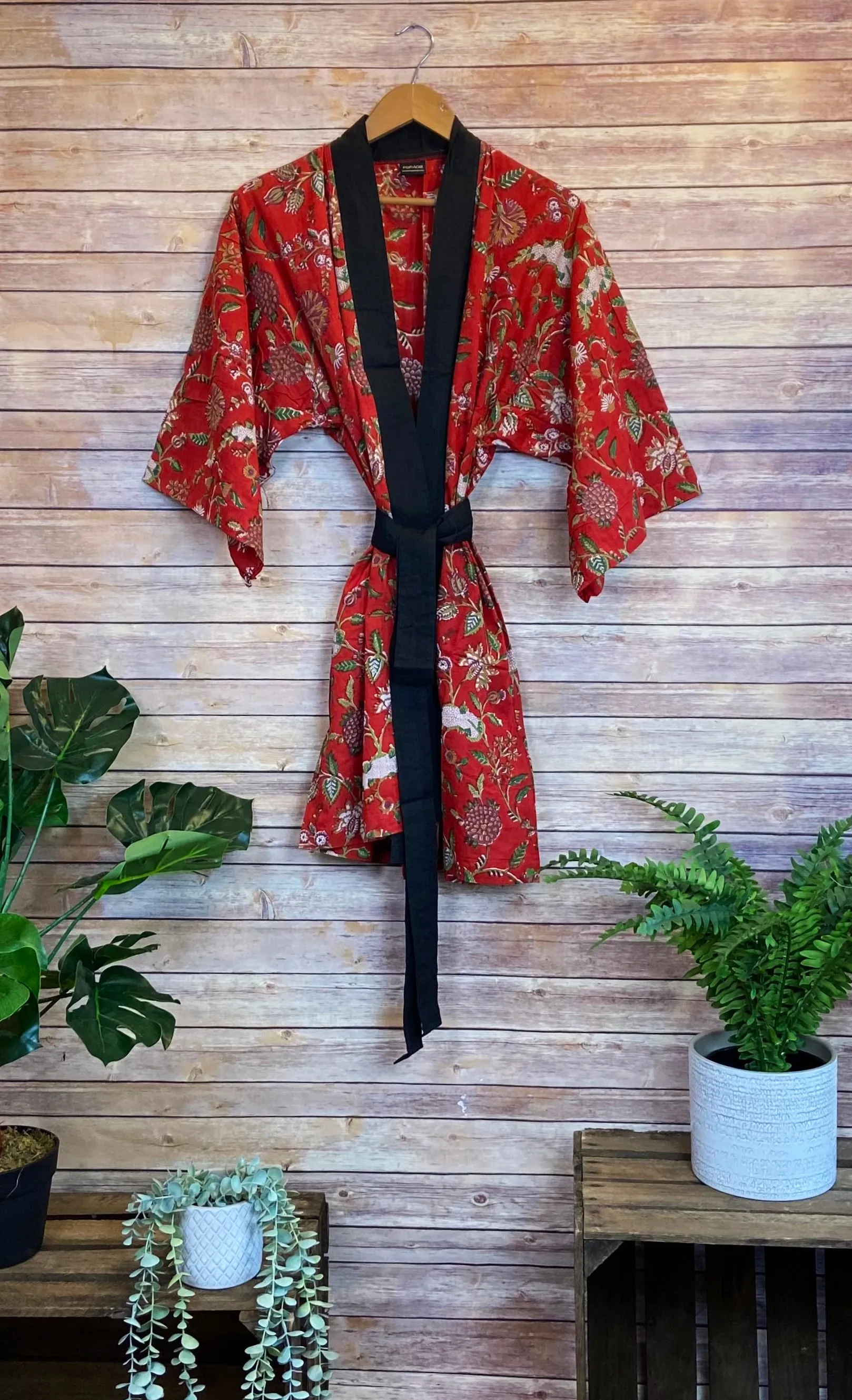 Short Botanical Kimono - Red