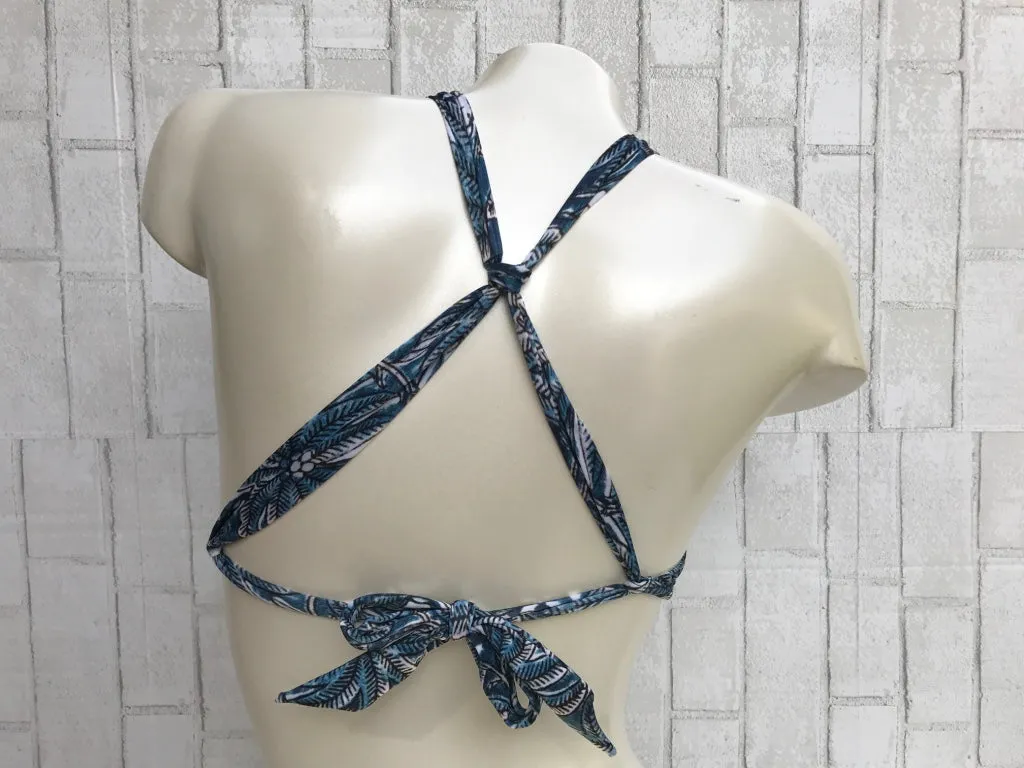 ViX Swimwear Thai Halter Bikini Top in Jakarta