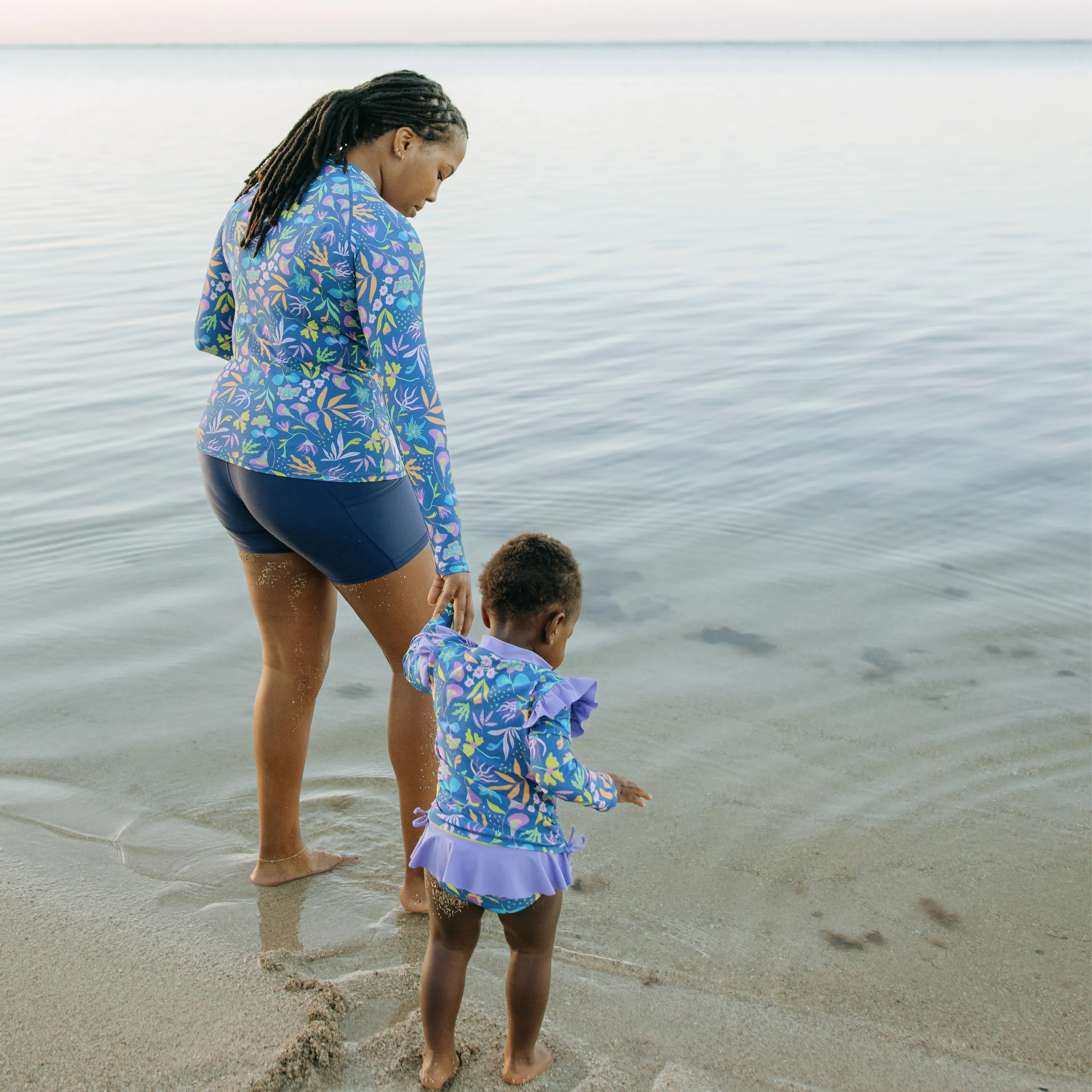 Women's Long Sleeve Rash Guard with Pockets | "Tropadelic"